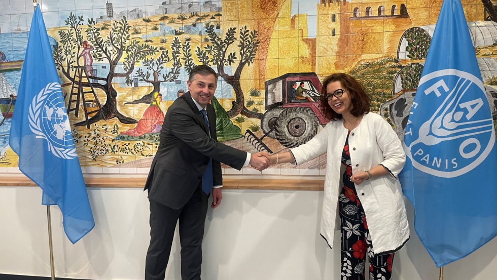 Thierry Krier, presidente de CEMA, e Ismahane Elouafi, cientfica jefe de la FAO