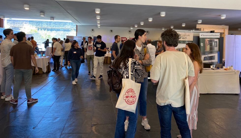 El Palacio de Congresos de Baluarte fue escenario de la 2 edicin de este Frum de debate, donde tambin se dispuso de una zona expositiva...