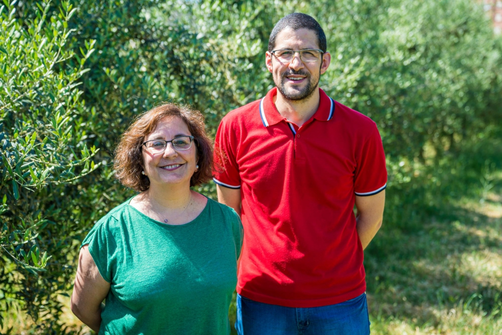Dos de los investigadores del Grupo de Tecnologa, Ingeniera y Seguridad Alimentaria de la Universidad de La Rioja participantes en el estudio...