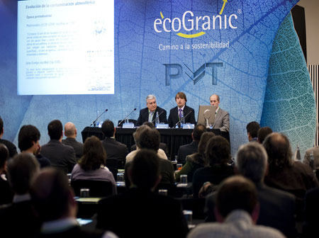 A la presentacin de Ecogranic, acudieron varios expertos en la materia