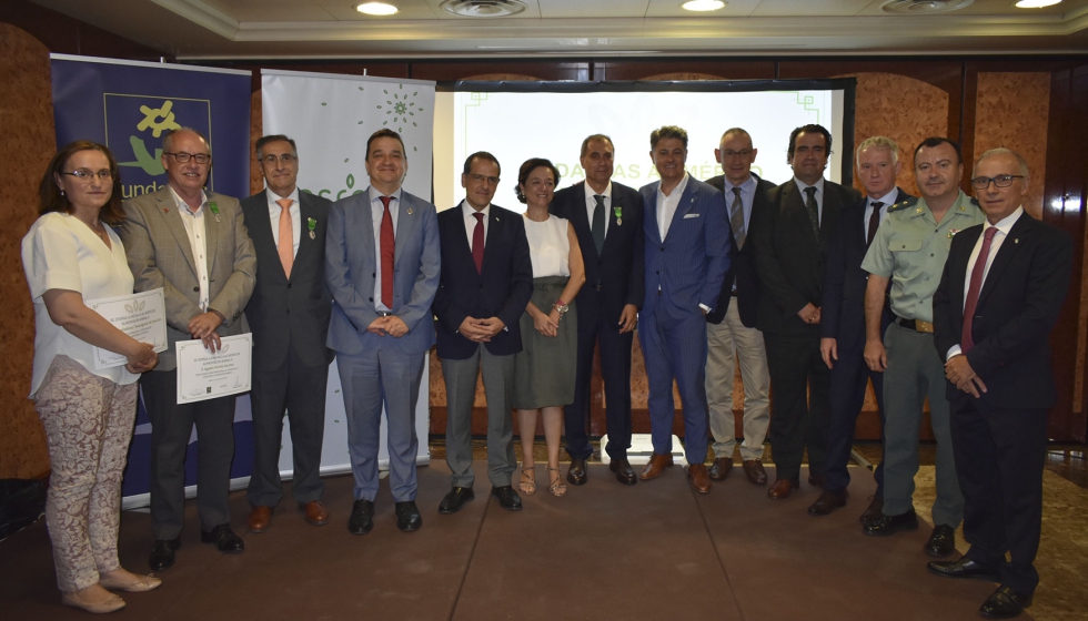 Foto de familia de la entrega de premios