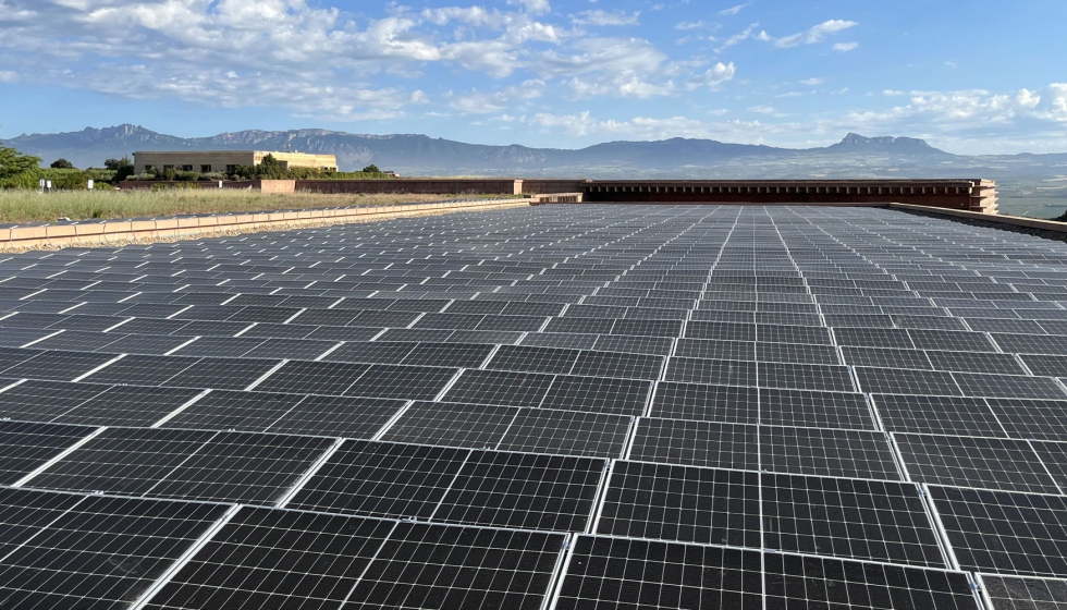 Los 2.380 m2 de paneles solares podrn generar energa para cubrir hasta el 20% del consumo de la bodega