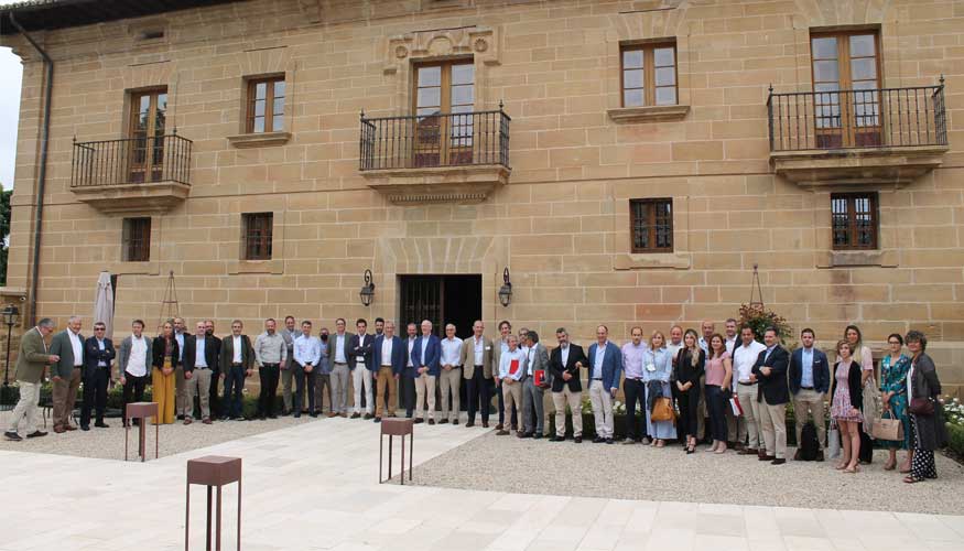 Las bodegas del Grupo Rioja debaten sobre la evolucin del modelo de clasificacin de los vinos de Rioja en la nueva edicin presencial de la Jornada...