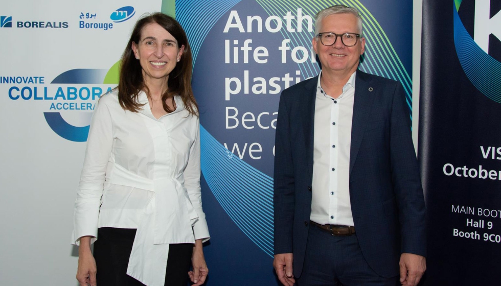 Foto: Lucrèce Foufopoulos, EVP Polyolefins, Circular Economy and Innovation & Technology, Manfred Hackl, CEO Erema Group GmbH (Fotocredit...