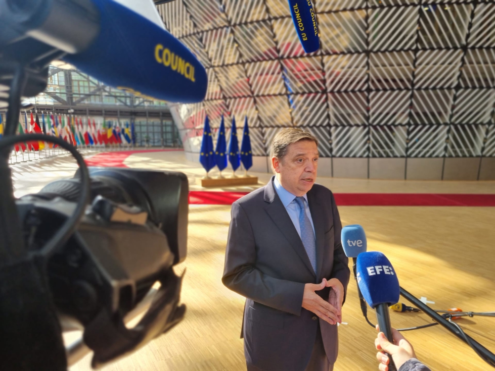 Luis Planas atiende a los medios de comunicacin tras la aprobacin del Plan Estratgico de la PAC en Bruselas