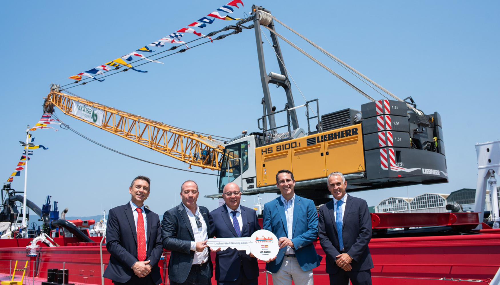 Entrega oficial gra de celosa Liebherr HS 8100.1 HD de Canlemar