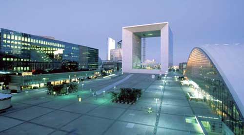 La zona de La Defense de Par�s ha visto poco rendimiento debido a la escasez de productos de calidad en el CBD que reorientan los esfuerzos hacia la...