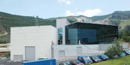Exterior del nuevo edificio de Ideko inaugurado en enero de 2008