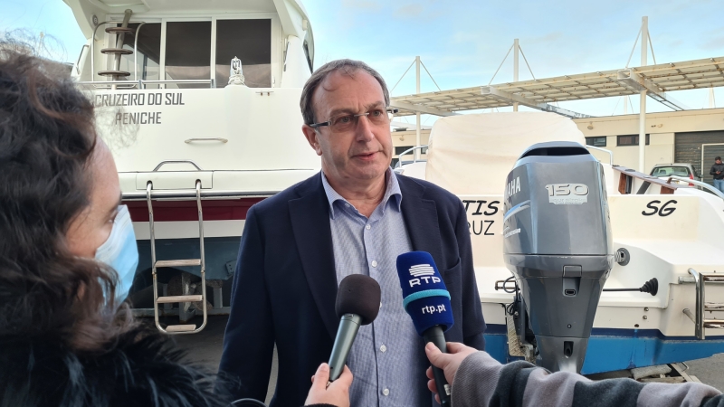 Secretrio Regional do Mar e das Pescas, Manuel So Joo.  Governo dos Aores