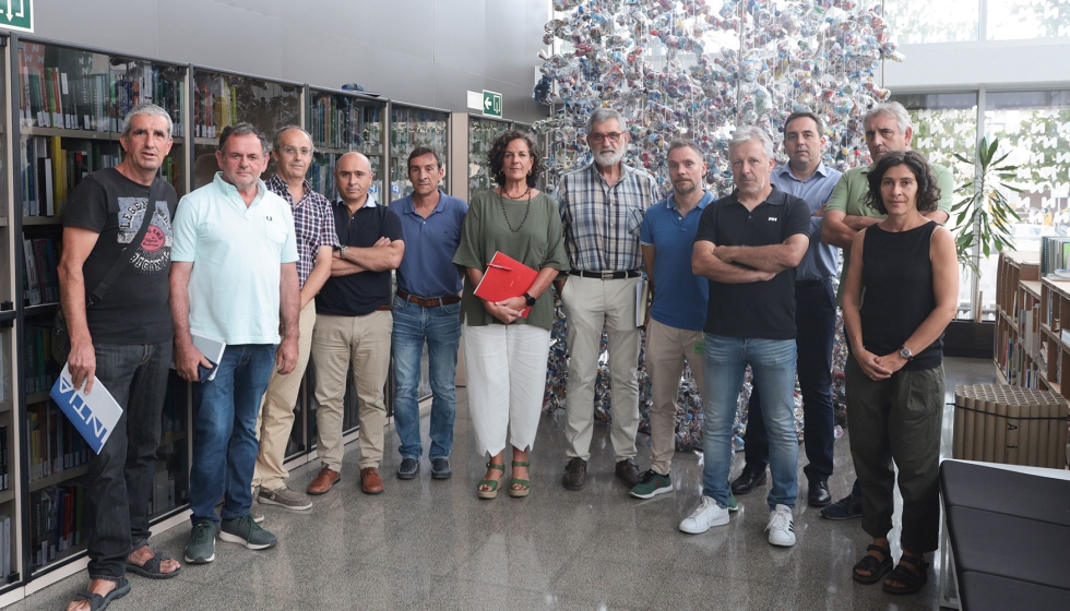 Participantes en la Mesa de la Sequa de Navarra