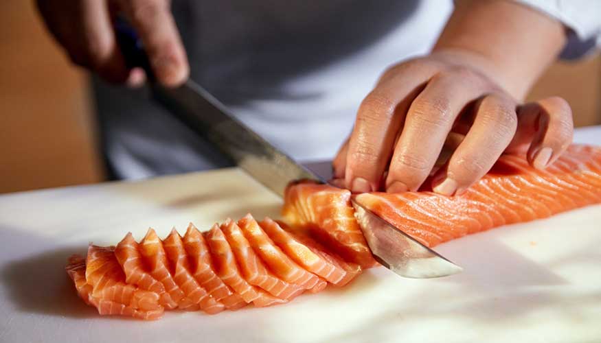 Fcil preparacin, sabor, sostenibilidad y bondades nutricionales han encumbrado al aalmn de Noruega como uno de los pescados favoritos en Espaa...