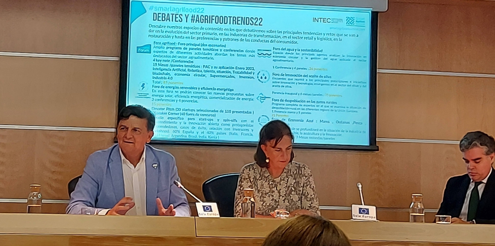 Smart Agrifood Summit est organizado por la Fundacin Europea para la Innovacin, con el patrocinio de la Unin Europea -a travs del proyecto HIBA-...