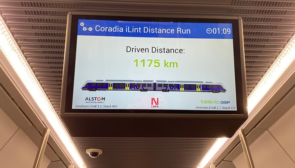 El Coradia iLint, el primer tren del mundo impulsado por bateras de hidrgeno, ha recorrido 1...