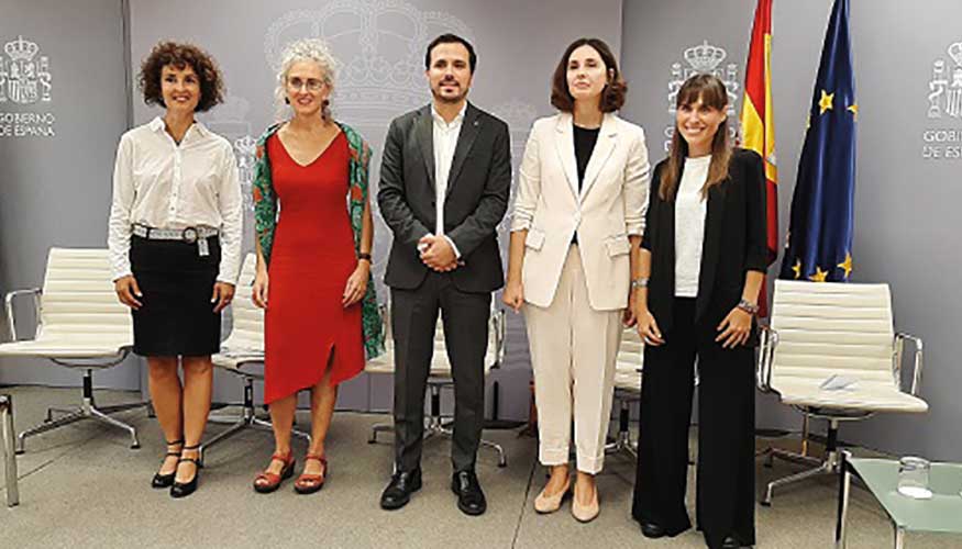 Comité Científico de la Aesan en la presentación del nuevo informe sobre recomendaciones dietéticas y de actividad física... Comité Científico de la Aesan en la presentación del nuevo informe sobre recomendaciones dietéticas y de actividad física...