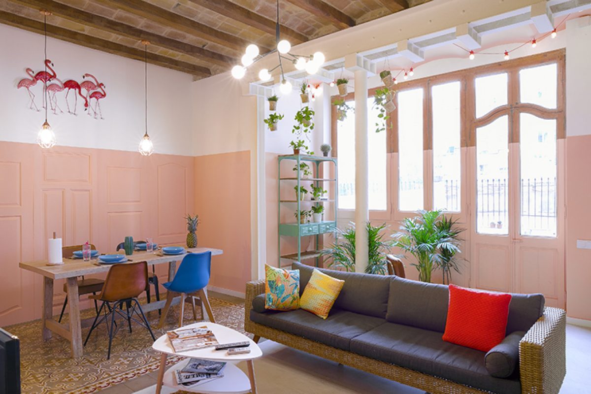 Spring is coming... apartament. ERA Architects recreates a sunny spring day