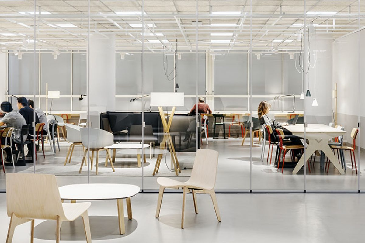 deardesign reformulates the way to connect and learn between people at the interior design project of UPF Barcelona School of...