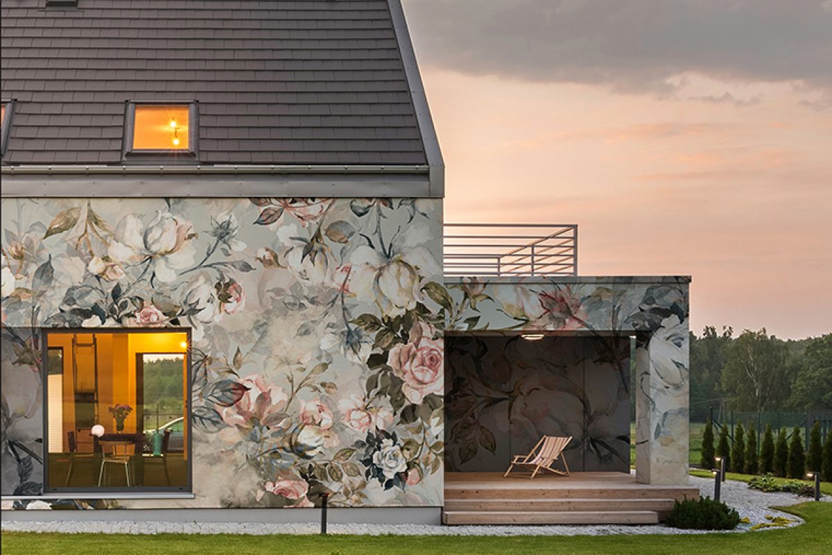Wallcovering for exteriors. Instabilelab amazes from the outside