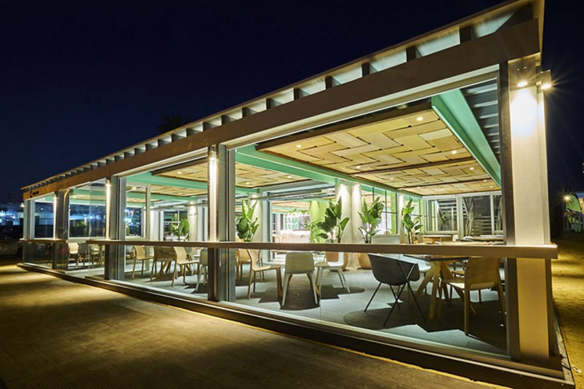 Velvet Projects revitalized the Casa Juan Restaurant in Playa El Palmar (Cadiz) with a design in balance with the...