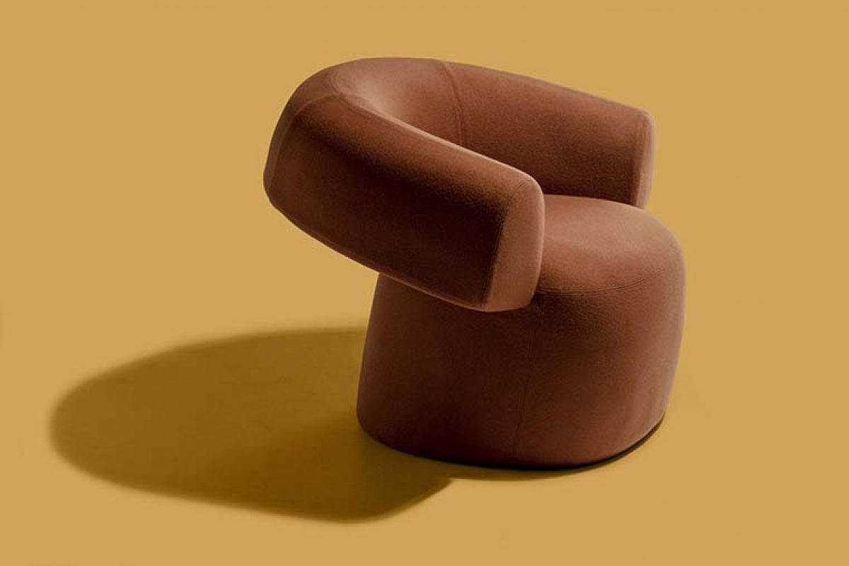 Patricia Urquiola pays tribute to Chillida with the Ruff lounge chair for Moroso