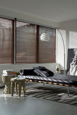 La lnea Cedar FSC se compone de cortinas venecianas que aportan la calidez y atemporalidad de la madera respetando el medio ambiente...