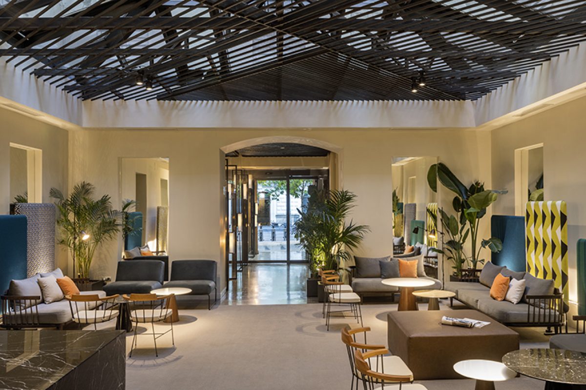 Tarruella Trenchs Studio brings back the sophistication of a palace in the Serrano Street for the Icon Embassy Hotel by Petit...