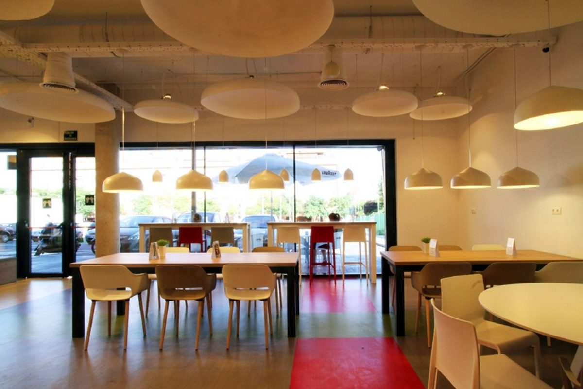 Creative studio ouieah! carried out the interior design project of the restaurant Como Vivo...