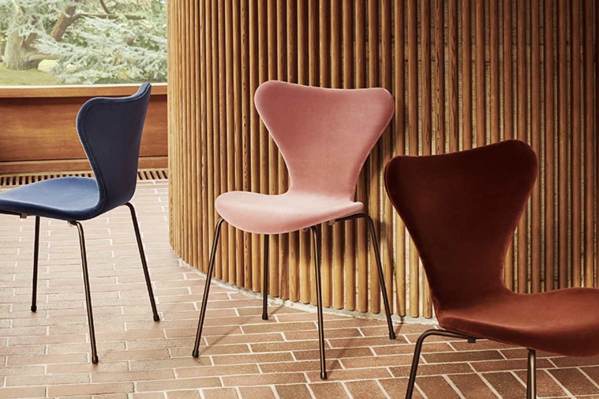 Fritz Hansen adds a romantic twist to Serie 7 with the Velvet Edition