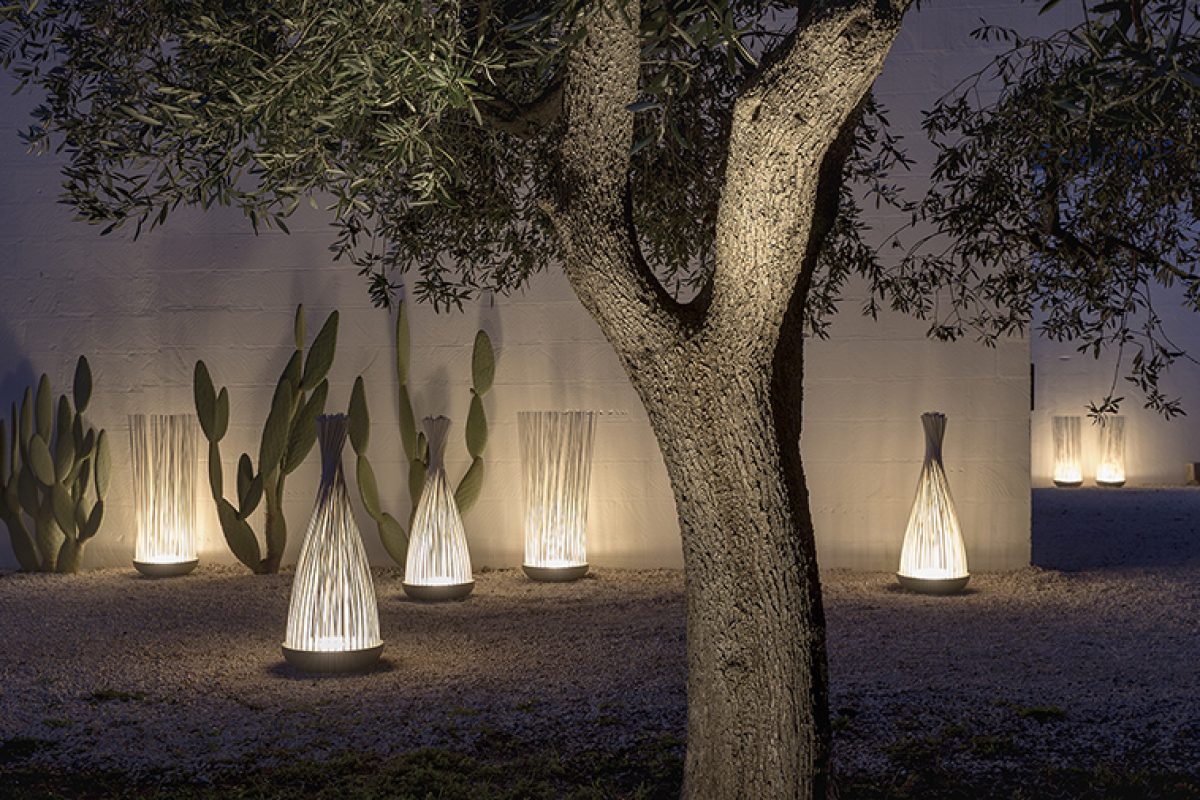 Dont Touch, the new dreamy floor lamp for indoors and outdoors designed by Matteo Ugolini for Karman