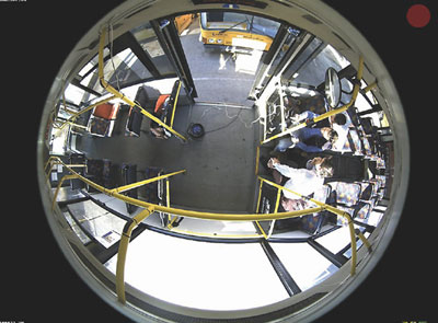 El Sistema Mobility 360 permite gracias a su lente hemisfrica, visualizar de manera simultnea 360