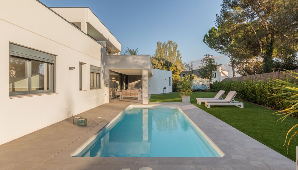 Con 336 m2 construidos...