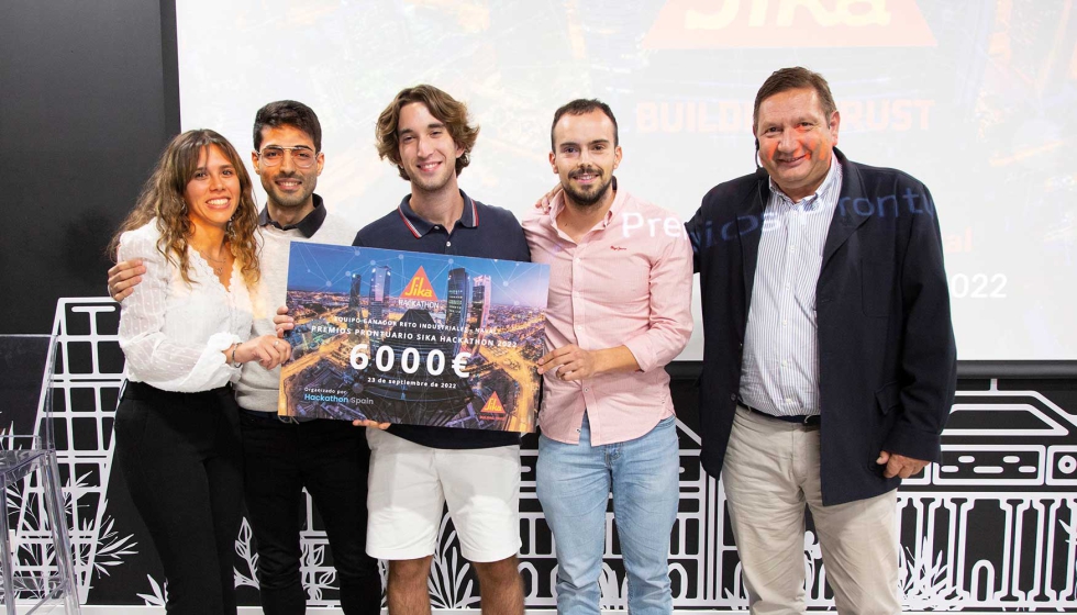 Equipo ganador de los Premios Prontuaio Sika Hackathon 2022