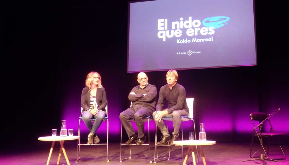 De izquierda a derecha, Mara Oset, Patxi Mangado y Koldo Monreal, durante la presentacin del libro 'El nido que eres'...