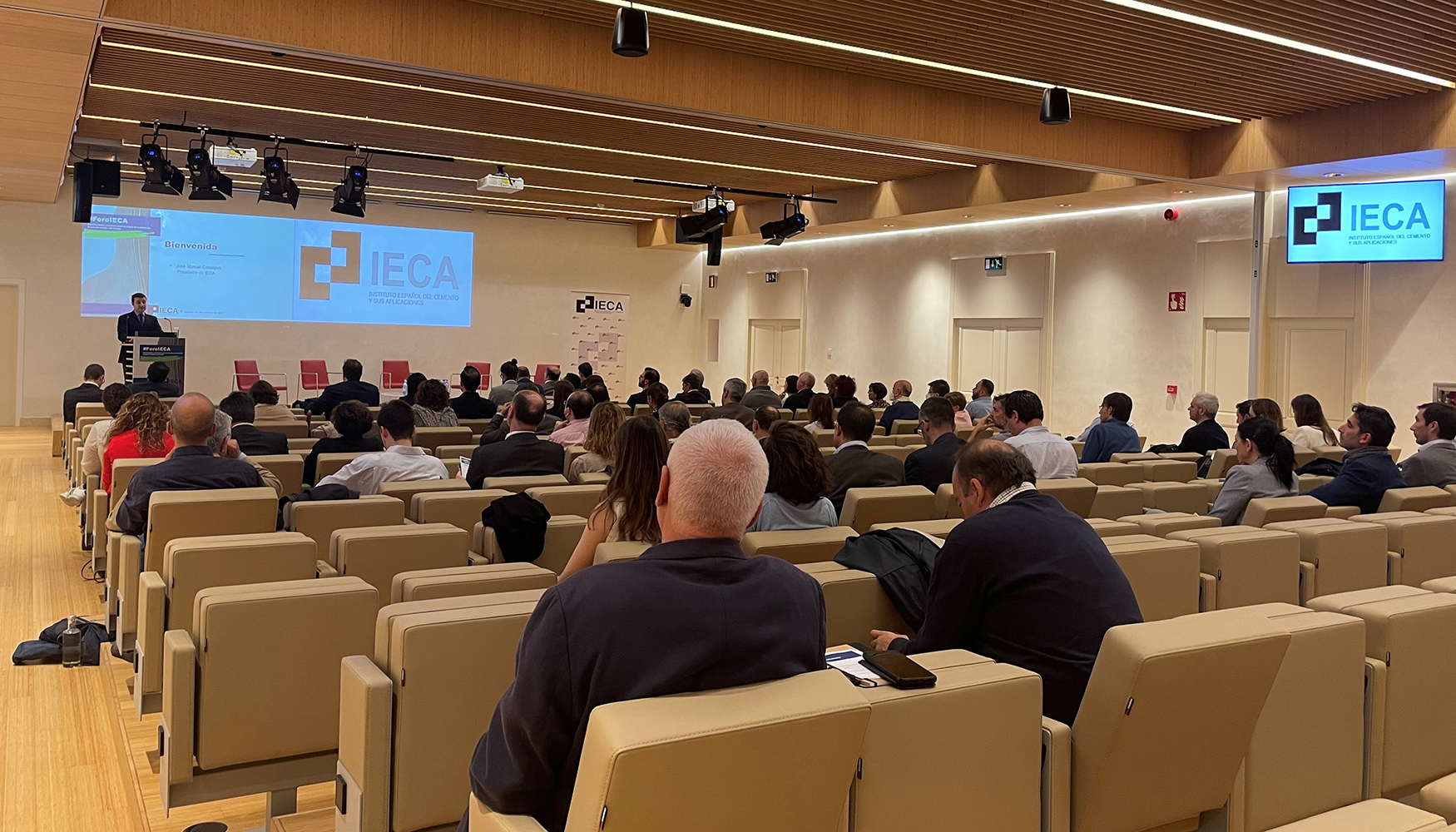 El Foro IECA ha reunido a los principales actores del mundo profesional, acad�mico e institucional, vinculados a la edificaci�n y la obra p�blica...