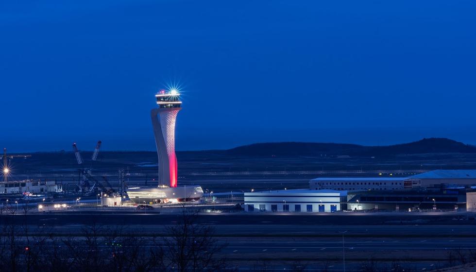El Air Traffic Control Tower en el IGA tiene forma de tulipn y es considerada una de las torres de control ms bonitas del mundo...