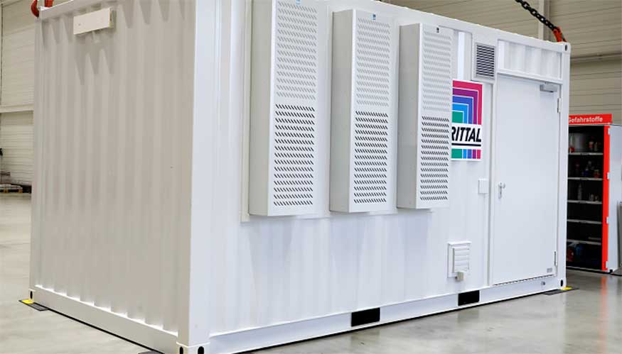 Una combinacin inteligente: aqu, un container de construccin robusta se une a una climatizacin exterior inteligente y energticamente eficiente...