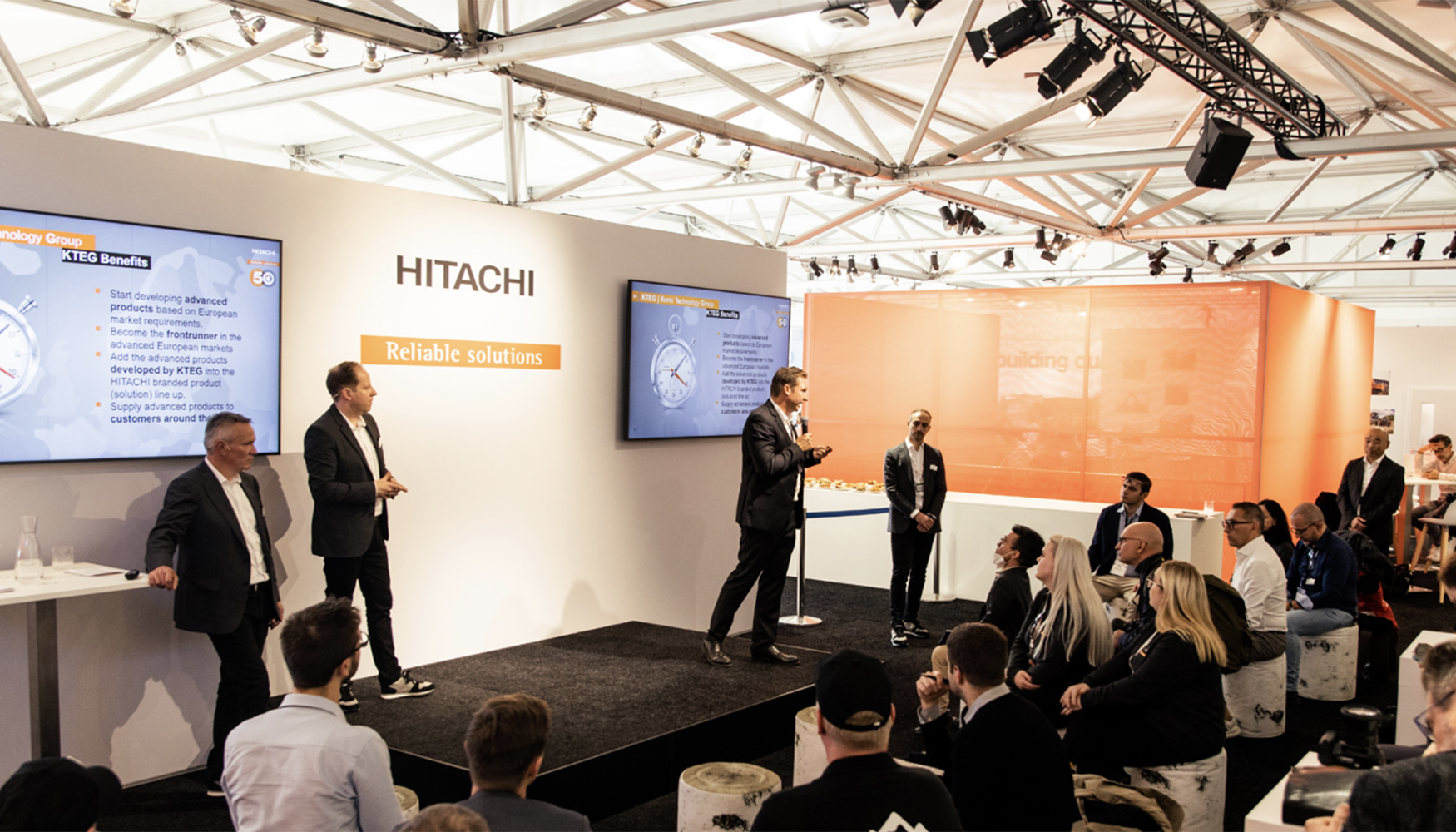 Rueda de prensa de Hitachi Construction Machinery (Europe) NV (HCME) en Bauma 2022