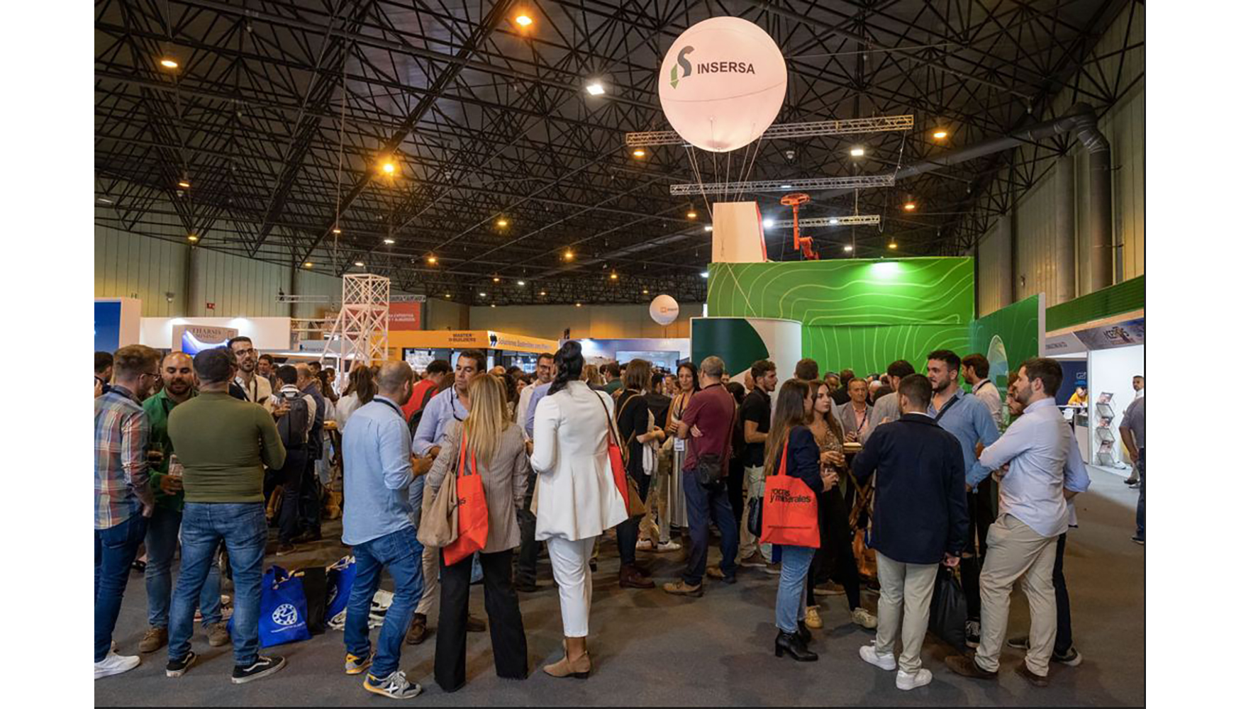 El stand de INSERSA en MMH 2022 volvi a acoger a numerosos profesionales durante toda la feria