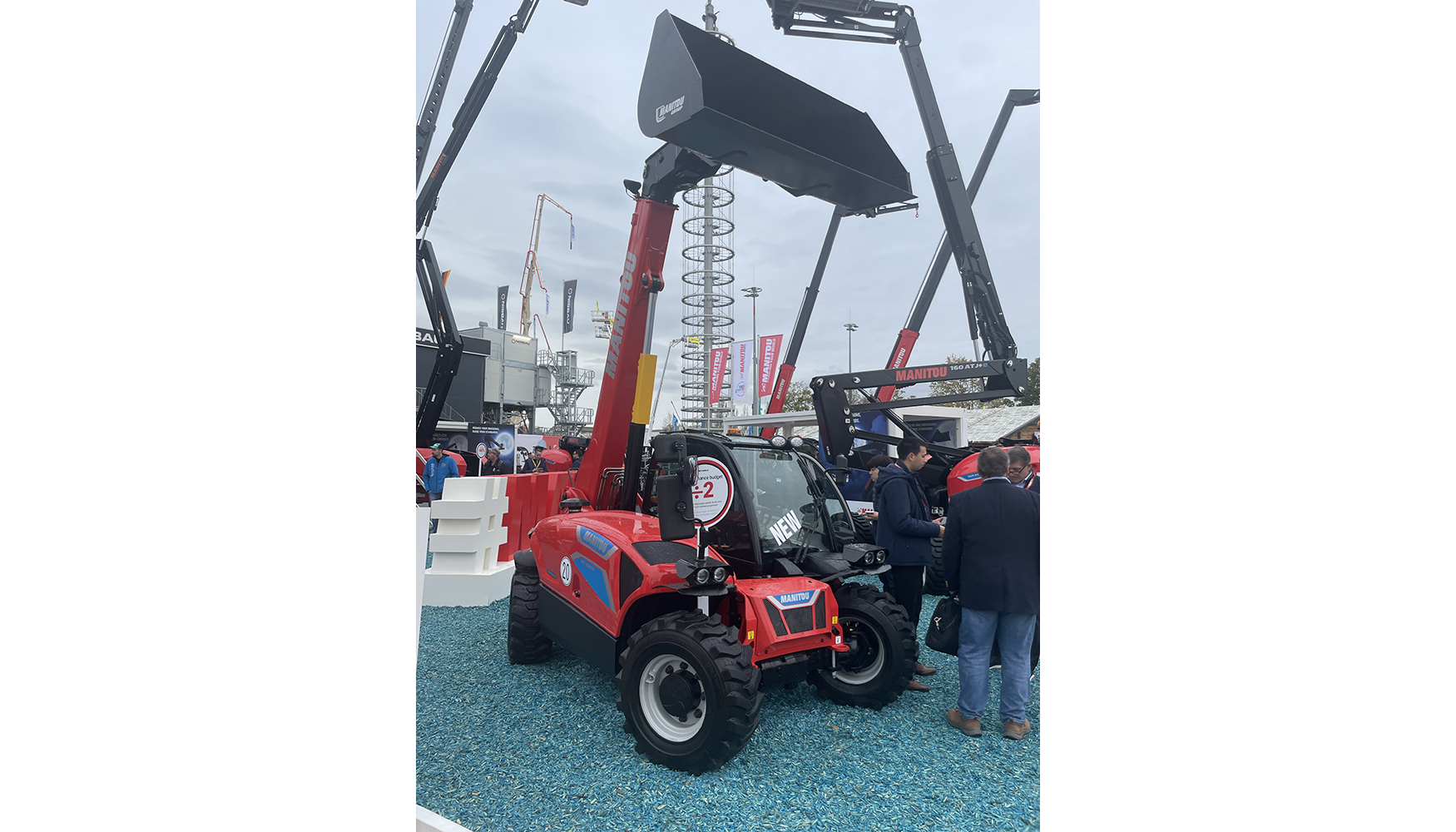 O manipulador telescpico MT 625e foi lanado na Bauma