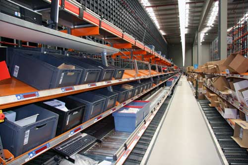 El nuevo centro de distribucin de Logaritme, inaugurado en 2009, sustituye un antiguo almacn de capacidad operacional limitada...