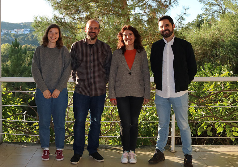 Equipa de investigadores e alunos da Faculdade de Cincias e Tecnologia da Universidade de Coimbra (FCTUC) responsvel pelo projeto...