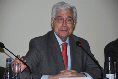 Gonzalo Arguil, consejero de Agricultura del gobierno de Aragn, propuso crear una Mesa Nacional para el vacuno