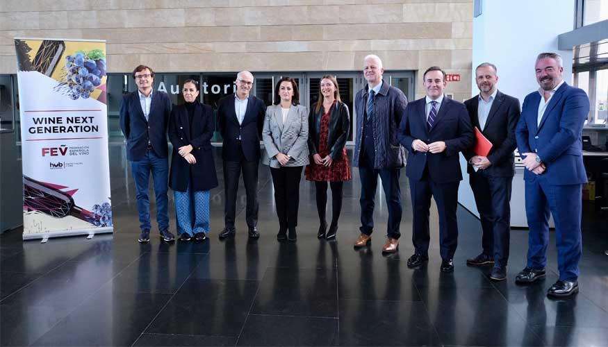 Ms de un centenar de bodegas y empresas tecnolgicas se han dado cita en Logroo para compartir los ltimos avances y los retos para la...