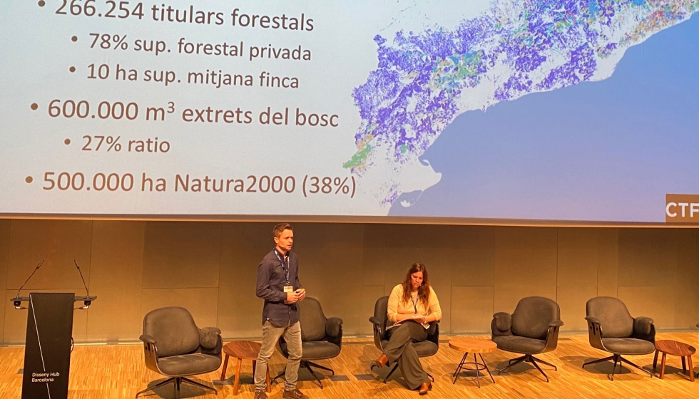 La gestin forestal y la situacin de los bosques catalanes fue analizada por Mario Beltrn y Roser Maneja durante el congreso...
