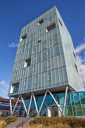 EMERSON-01.jpg_ico500