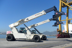 Terex enva dos portacontenedores TFC 46MS HC al Puerto de Rio de Janeiro