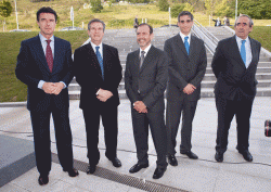 Jos� Manuel Soria, Ministro de Industria, en la inauguraci�n de la f�brica de contadores inteligentes