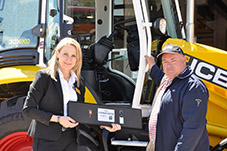 Yvette Henshall-Bell y Ram�n Roca de EDITRANS