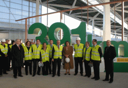 Jos Blanco en la estacin del AVE en Valencia