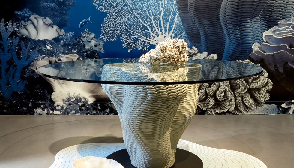 La mesa Corail est fabricada con impresin 3D de hormign