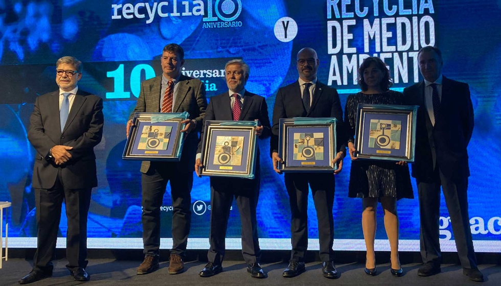Foto de familia de los VII Premios Recyclia de Medio Ambiente